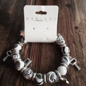 Silver and White Beaded Bracelet